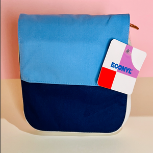 POKETINS™ - ACTION LEFT - NAVY with LIGHT BLUE FLAP